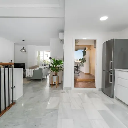 Senorio De Aloha 2 Bedroom Within Walking Distance To Puerto Banus